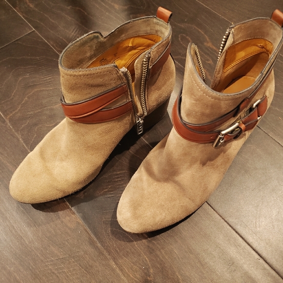 Coach Shoes - Coach Pauline ankle boots suede tan